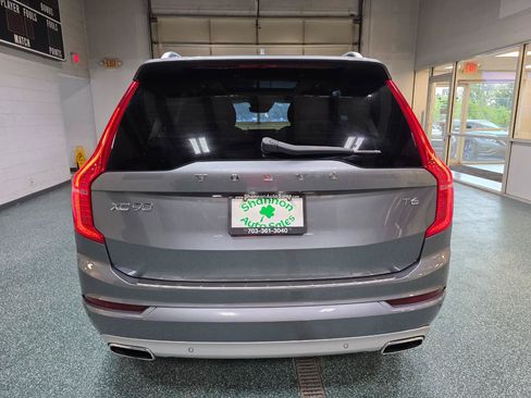 Used 2018 Volvo XC90 T6 Momentum w/ Convenience Package AWD/4WD image 8