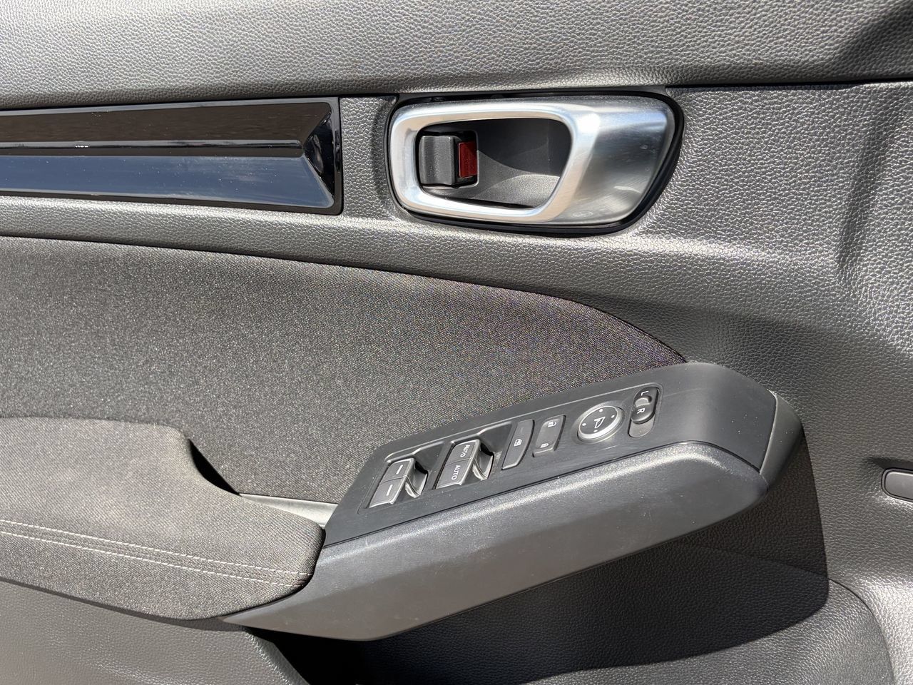 Used 2025 Honda Civic Sport Touring image 25