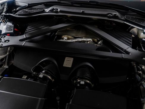 Used 2025 Aston Martin DB12 Coupe image 52