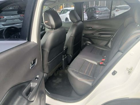 Used 2020 Nissan Kicks SR w/ SR Premium Package FWD image 11