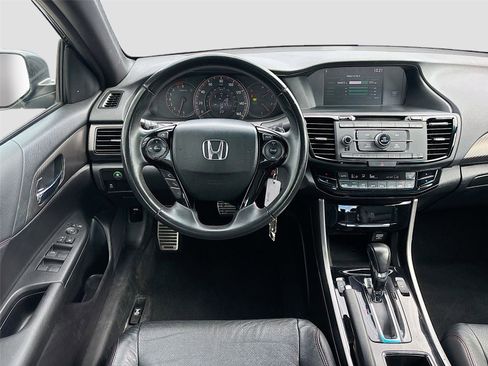 Used 2017 Honda Accord Sport Special Edition image 21