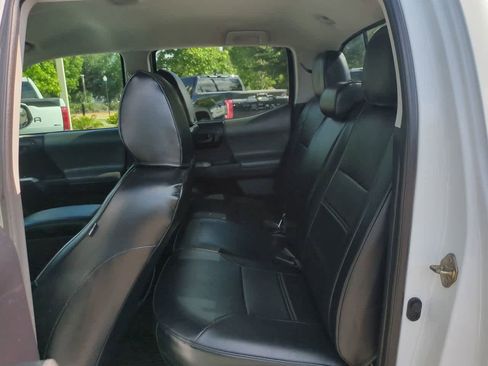 Certified 2020 Toyota Tacoma SR5 AWD/4WD image 13