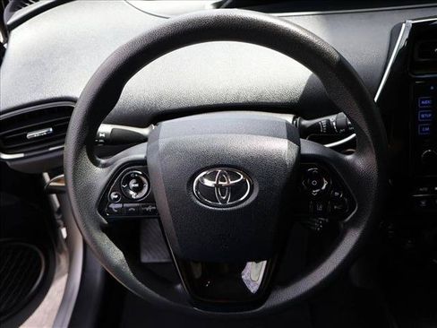 Used 2019 Toyota Prius LE w/ Carpet Mat Package FWD image 13