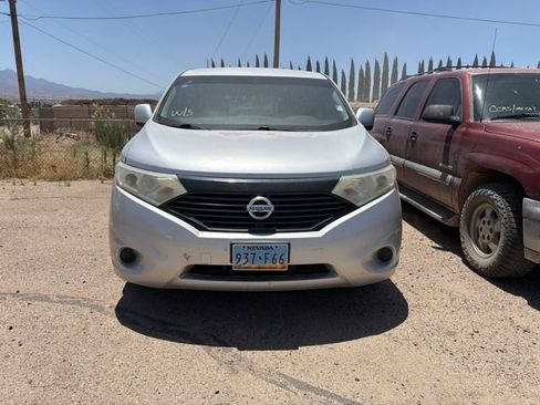 Used 2014 Nissan Quest S FWD image 2
