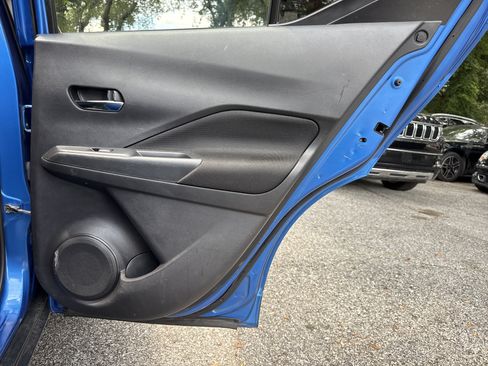 Used 2023 Nissan Kicks SV FWD image 32