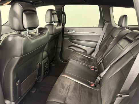 Used 2020 Jeep Grand Cherokee Altitude image 17