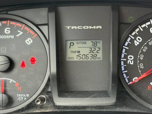 Used 2016 Toyota Tacoma SR RWD image 25