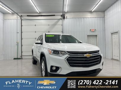 Used 2021 Chevrolet Traverse LT