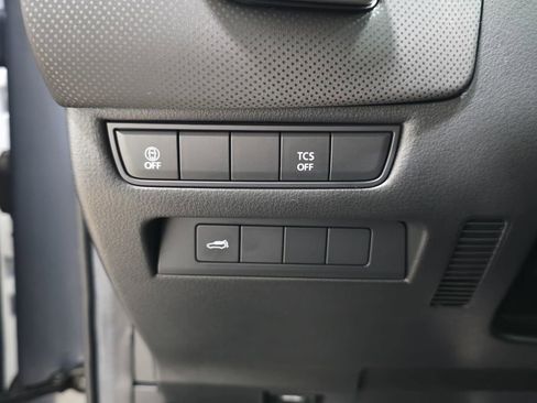 Used 2025 MAZDA CX-50 AWD 2.5 S w/ Premium Package image 24