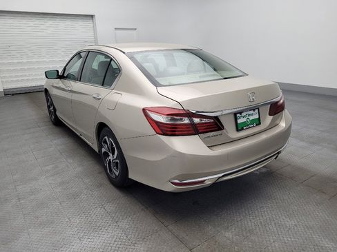 Used 2017 Honda Accord LX image 5