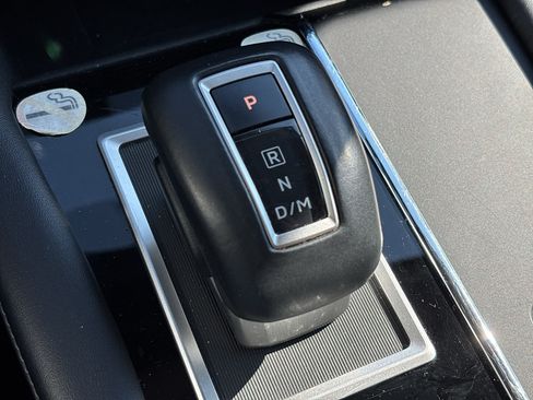Used 2024 Mitsubishi Outlander SE AWD/4WD image 25