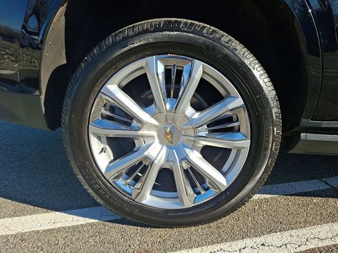 Used 2024 Chevrolet Tahoe High Country image 8