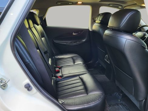 Used 2017 INFINITI QX50 AWD w/ Deluxe Touring Package image 19