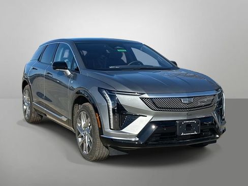 New 2026 Cadillac Optiq Luxury 1 image 13