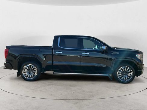 Certified 2024 GMC Sierra 1500 Denali Ultimate AWD/4WD image 4
