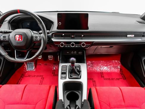 Used 2023 Honda Civic Type R image 13
