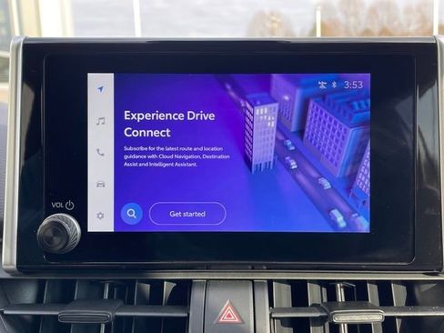 Used 2024 Toyota RAV4 XLE w/ Convenience Package image 9