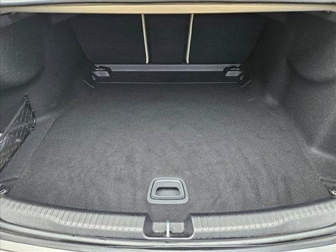 Used 2023 Mercedes-Benz C 300 4MATIC Sedan image 6