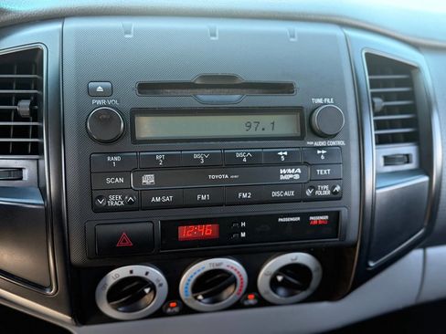 Used 2010 Toyota Tacoma 2WD Regular Cab image 90