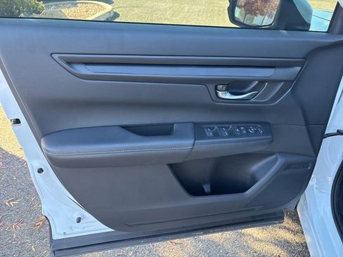 Certified 2024 Honda CR-V EX image 13