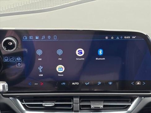 New 2026 Chevrolet Equinox EV LT image 24