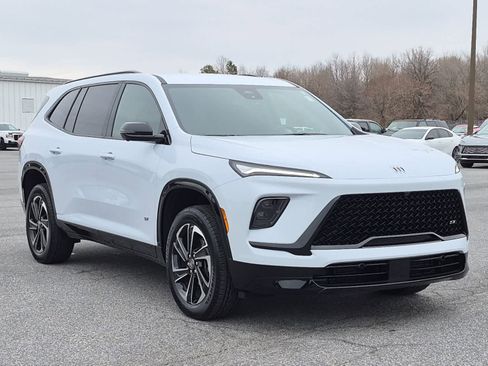 Used 2026 Buick Enclave Sport Touring image 3