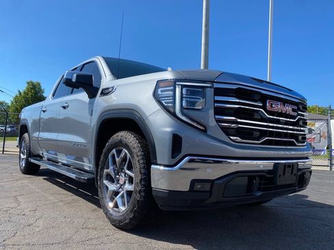 Used 2025 GMC Sierra 1500 SLT w/ SLT Premium Plus Package AWD/4WD image 36