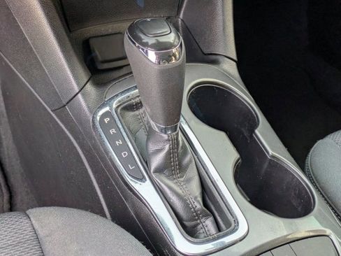 Used 2018 Chevrolet Cruze LT w/ LT Fleet Convenience Package image 9