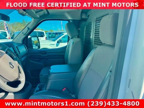 Used 2018 Nissan NV 2500 SV w/ Navigation Package image 22