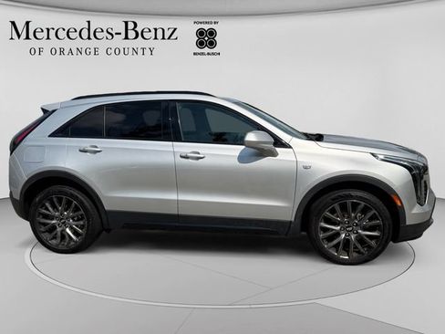 Used 2019 Cadillac XT4 Sport w/ Cold Weather Package AWD/4WD image 4