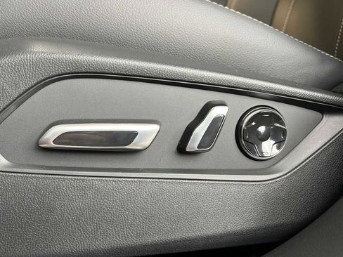 New 2026 Acura RDX SH-AWD image 17
