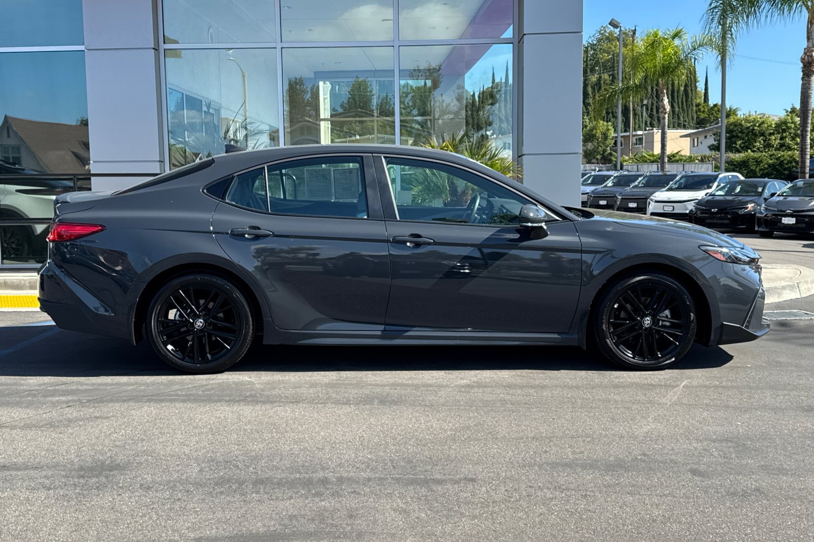 Certified 2026 Toyota Camry SE w/ Convenience Package FWD image 4