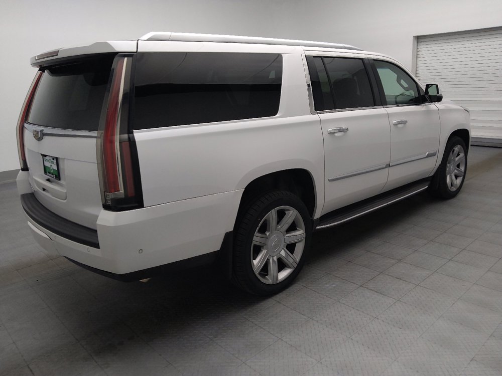 Used 2017 Cadillac Escalade ESV Premium Luxury AWD/4WD image 10