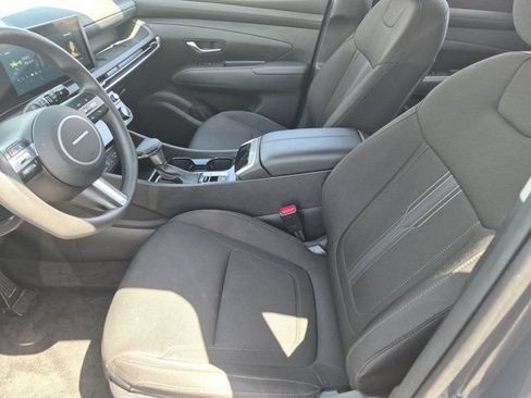 Used 2025 Hyundai Tucson SEL AWD/4WD image 24