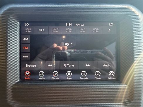 Used 2023 Jeep Gladiator Sport AWD/4WD image 48