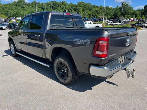 Used 2019 RAM 1500 Big Horn AWD/4WD image 4
