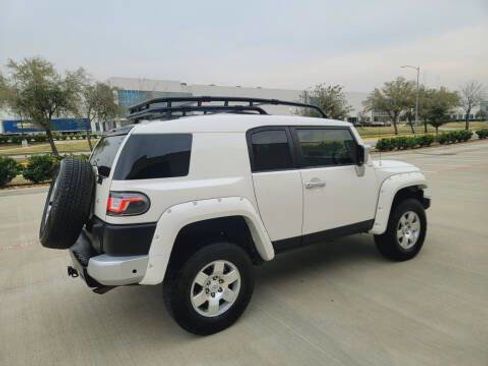 Used 2012 Toyota FJ Cruiser 4WD w/ Convenience Pkg image 22