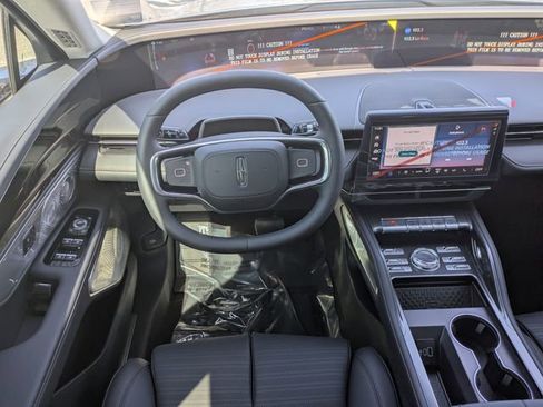 New 2026 Lincoln Nautilus Reserve image 14