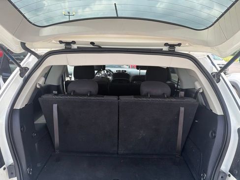 Used 2019 Dodge Journey SE w/ Connectivity Group FWD image 11