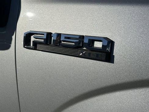 Used 2018 Ford F150 XLT w/ Equipment Group 302A Luxury image 6