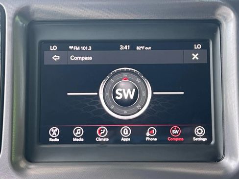 Used 2019 Dodge Challenger SXT image 33