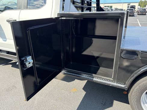 New 2025 Ford F550 4x4 SuperCab Super Duty image 25