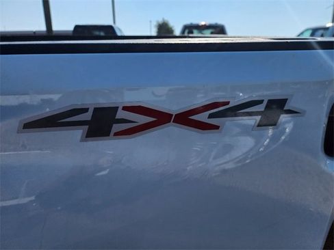 Used 2024 Chevrolet Silverado 2500 LT image 10