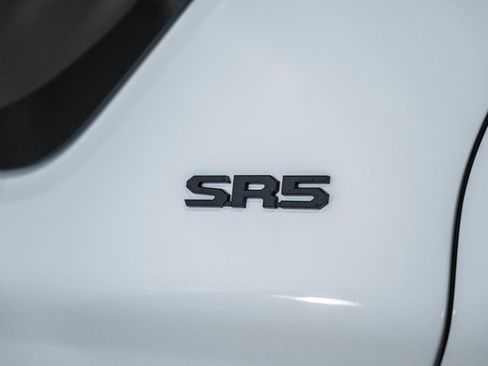 New 2026 Toyota 4Runner SR5 image 18