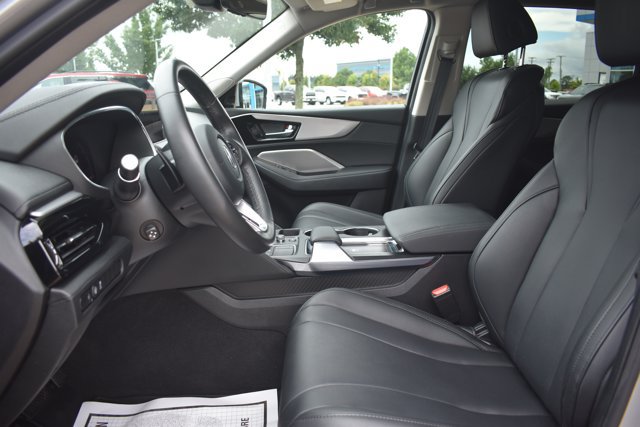 Used 2024 Acura MDX SH-AWD image 15