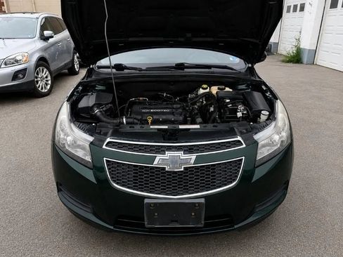 Used 2014 Chevrolet Cruze LT FWD image 19