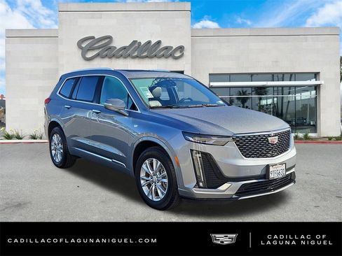 Used 2025 Cadillac XT6 Luxury image 3