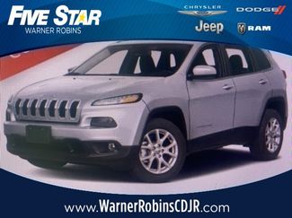 Used 2016 Jeep Cherokee Latitude image 1