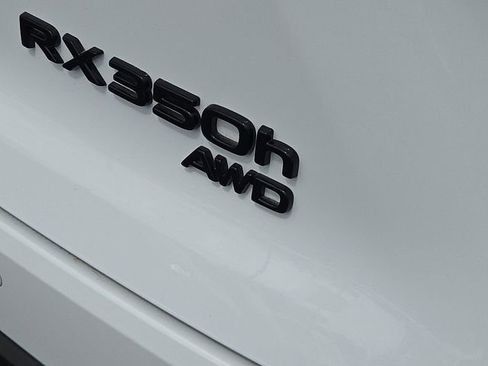 Used 2025 Lexus RX 350h w/ Convenience Package image 4