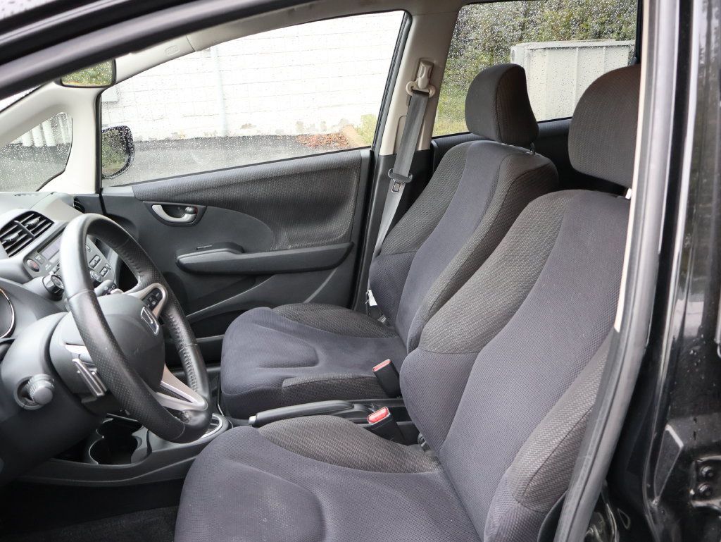 Used 2013 Honda Fit Sport image 11